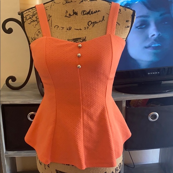 Tops - Peach top